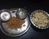 गुड़ मावा बर्फी (Gur Mawa Barfi recipe in Hindi) रेसिपी चरण 1 फोटो