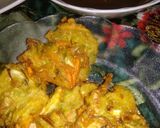 Foto langkah ke 3 dari resep Ote-ote (bakwan sayur) + Sambel Petis.