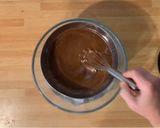 Foto del passaggio 4 della ricetta Mousse al Cioccolato Fondente