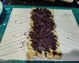 Foto langkah ke 4 dari resep Choco Banana Cheese Strudel.