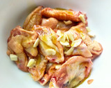 Foto del paso 2 de la receta: Alitas de pollo con ajo y perejil