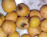 A picture of step 1 of Loquat Lemonade (Eriobotrya Japonica).
