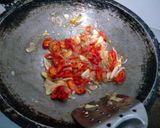 Foto langkah ke 1 dari resep Tumis Sayur Labu Siam Udang.
