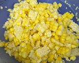 Foto langkah ke 1 dari resep Bubur jagung kacang hijau.