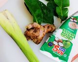 Foto langkah ke 3 dari resep Sayur Daun Singkong & Teri Santan.