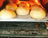 Hình bước làm 2 của món Vỏ bánh mì hamburger