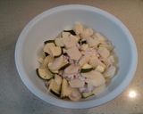 Foto del paso 1 de la receta: Tortilla de patata y calabacín