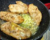Foto langkah ke 3 dari resep 70. Honey Garlic Chicken.