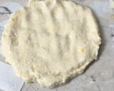 A picture of step 2 of Dahi Gujiya.