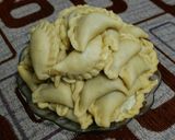 Foto langkah ke 6 dari resep Pastel Mini Isi Abon *sinemaru*.