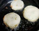 A picture of step 2 of Bread roll.