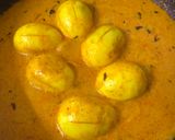 A picture of step 12 of Egg Do Pyaza.