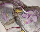 Foto langkah ke 2 dari resep Steam ikan Hongkong/ Tim ikan ala Hongkong #steamikan #ikankukus #mpasi.