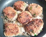 Foto del paso 2 de la receta: Albóndigas de jurel en salsa de tomates con puré de papas casero
