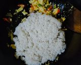 Foto langkah ke 2 dari resep Nasi Goreng Putih Sederhana.