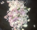 A picture of step 5 of Tawa omelete.
