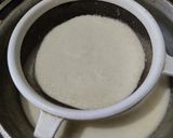 A picture of step 2 of Homemade Cassava Starch 🥟🥧🥟.