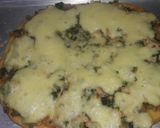 Foto langkah ke 6 dari resep Pizza bayam ayam mozzarela.
