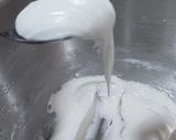 Foto del paso 2 de la receta: Glaseado Real para decorar galletas