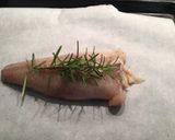 Foto del passaggio 6 della ricetta Coda di rospo con crema di melanzane e porro fritto