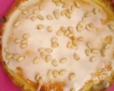 A picture of step 8 of Iced Bakewell tart.