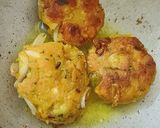 A picture of step 3 of Leftover potato cutlets.