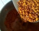 A picture of step 5 of Chana Masala.