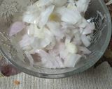 A picture of step 3 of Namkeen bhel.