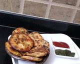 A picture of step 3 of Leftover rice mini uttapam.
