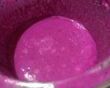 A picture of step 3 of Dragon apple smoothie.