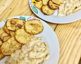 Foto del paso 3 de la receta: Pollo con nata, bacon y patatas al horno - receta fácil