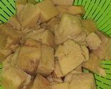 A picture of step 1 of Oal ki sabzi (elephant food).