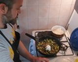 Currys, gombás, cukkínis csirkemell rizzsel recept fázis 5 fotója
