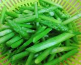 Hình bước làm 1 của món Măng tây xào thịt bò