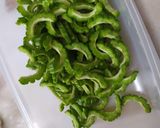 Foto langkah ke 1 dari resep Tumis Pare.