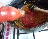 Foto del paso 5 de la receta: Guiso de arroz, papas y salchichas parrilleras