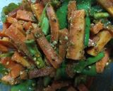 A picture of step 3 of Gajar ka achar.
