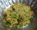 A picture of step 2 of Vegetable Chapati Balls.