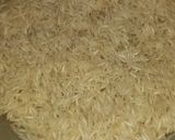 A picture of step 1 of Plain White Rice🍚.