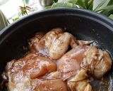 รูปขั้นตอนการทำที่ 1 ของ ไก่อบกระเทียม (หม้ออบลมร้อน)
