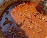 Őzpörkölt bográcsban recept fázis 4 fotója
