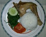 Foto langkah ke 6 dari resep AYAM POP + Sambal + Lalap Daun Singkong.