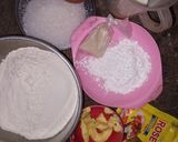 Foto langkah ke 1 dari resep 529. Donat Maizena.