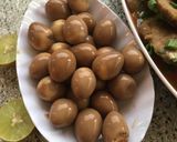 Hình bước làm 2 của món Trứng Cút Ngâm Tương