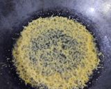 Foto langkah ke 4 dari resep Ayam Goreng Kremes.