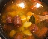 Savanyú krumplileves kolbásszal recept fázis 3 fotója