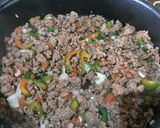 Foto del paso 2 de la receta: Rollitos de hojaldre rellenos de carne molida