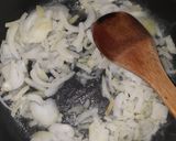 Une image de l'étape 1 de Gratin de pâtes façon carbonara au boursin.