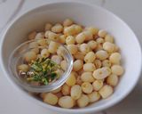 Hình bước làm 1 của món Chè HẠT SEN với long nhãn