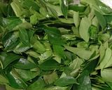 A picture of step 1 of Curry Leaves Podi Chutney.